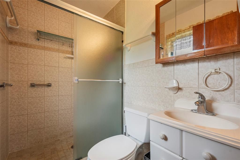 For Sale: $355,000 (3 beds, 2 baths, 1168 Square Feet)