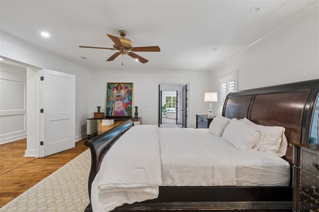 For Sale: $2,600,000 (4 beds, 3 baths, 3887 Square Feet)