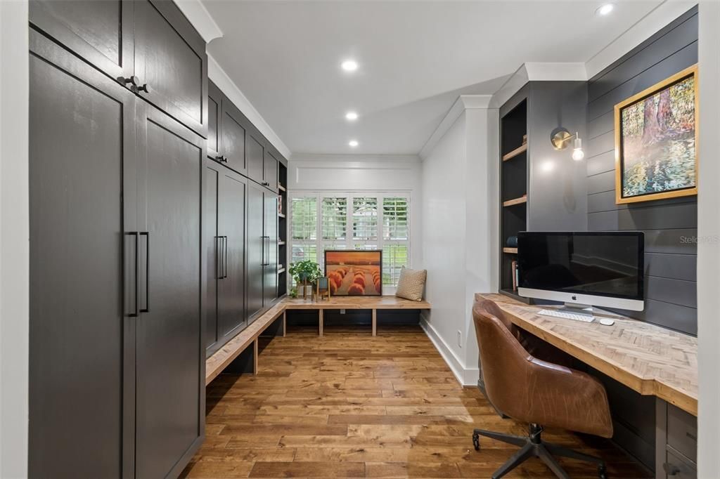 For Sale: $2,600,000 (4 beds, 3 baths, 3887 Square Feet)