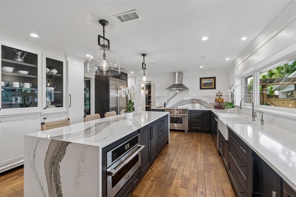 For Sale: $2,600,000 (4 beds, 3 baths, 3887 Square Feet)