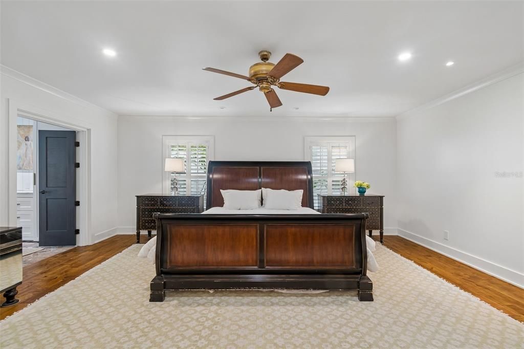 For Sale: $2,600,000 (4 beds, 3 baths, 3887 Square Feet)