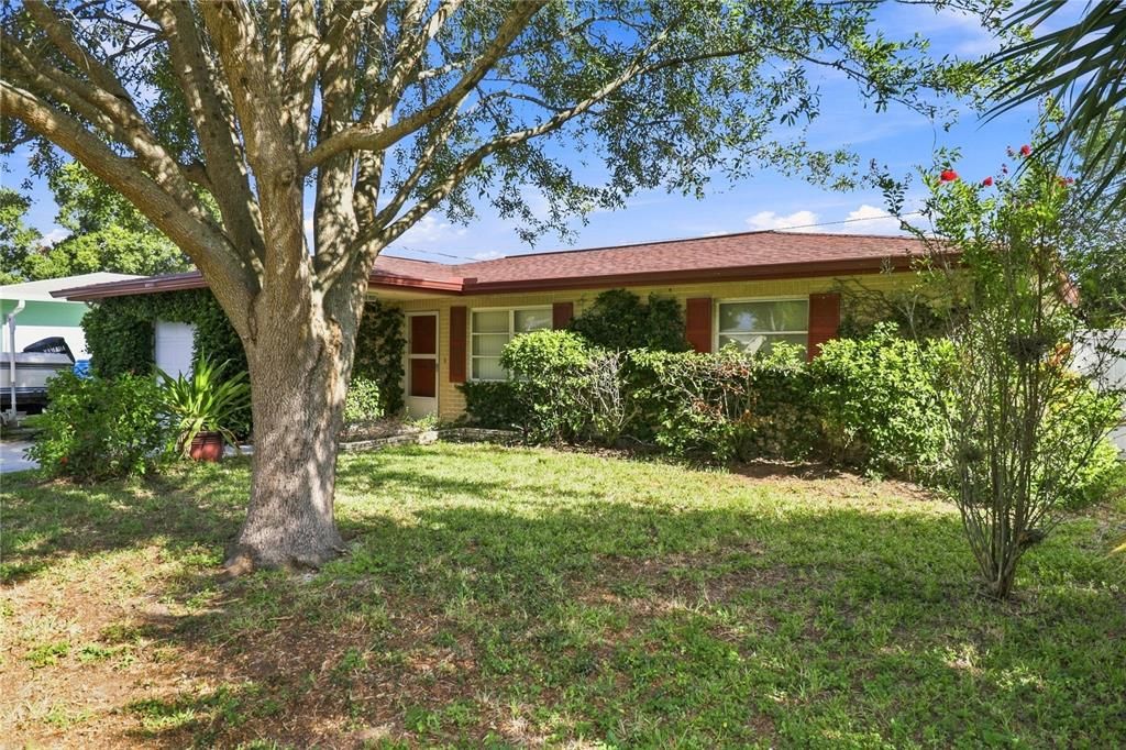En Venta: $325,000 (2 camas, 2 baños, 884 Pies cuadrados)