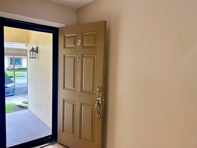 На продажу: $234,900 (2 спален, 2 ванн, 960 Квадратных фут)
