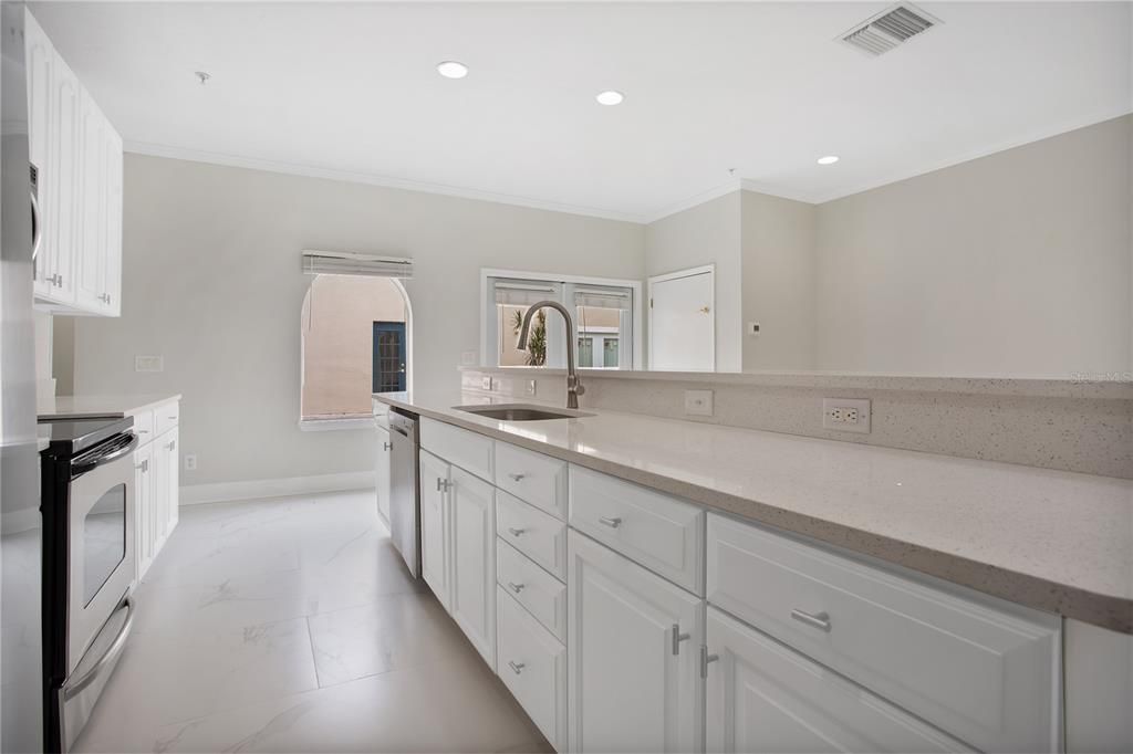 For Rent: $2,900 (3 beds, 2 baths, 1743 Square Feet)