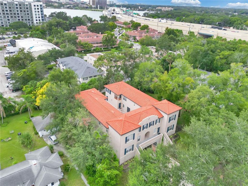 For Rent: $2,900 (3 beds, 2 baths, 1743 Square Feet)