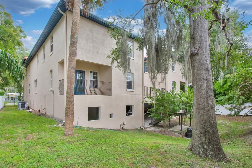 For Rent: $2,900 (3 beds, 2 baths, 1743 Square Feet)