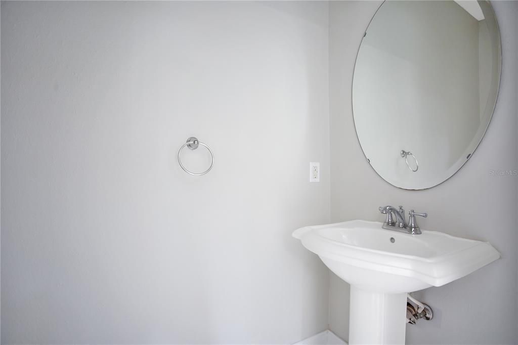For Rent: $2,900 (3 beds, 2 baths, 1743 Square Feet)