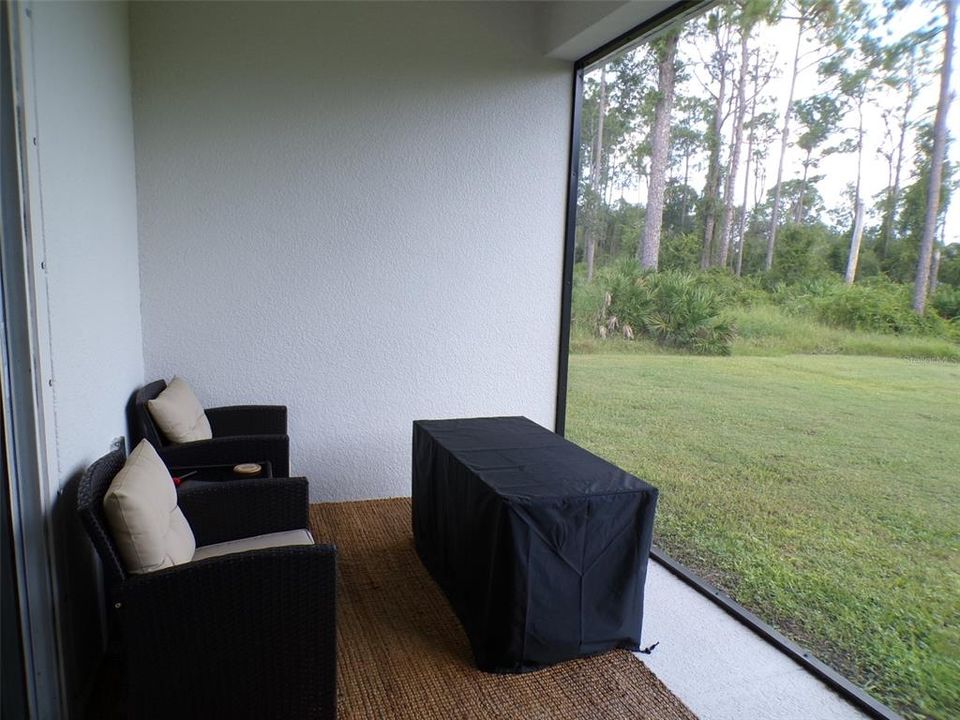For Sale: $389,900 (3 beds, 2 baths, 1992 Square Feet)