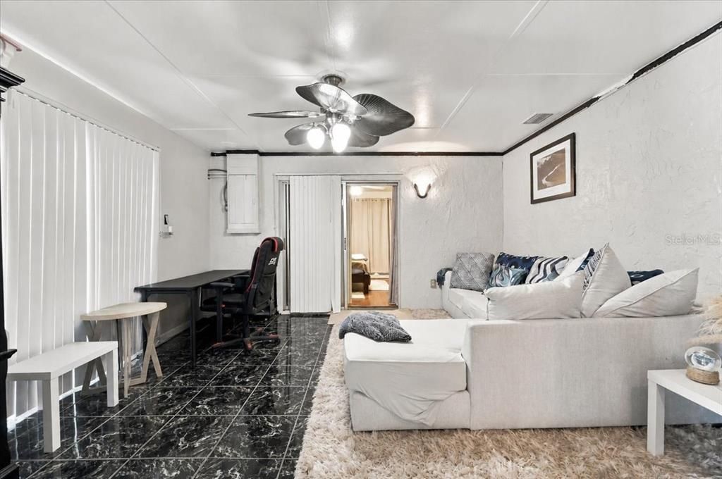 For Sale: $350,000 (4 beds, 3 baths, 2360 Square Feet)