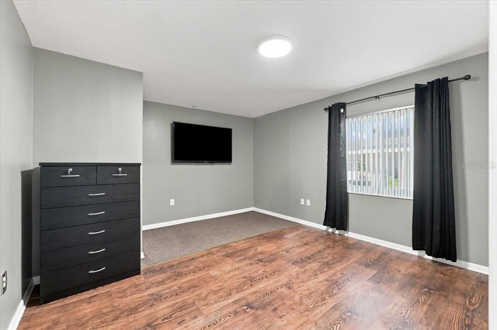 For Sale: $350,000 (4 beds, 3 baths, 2360 Square Feet)