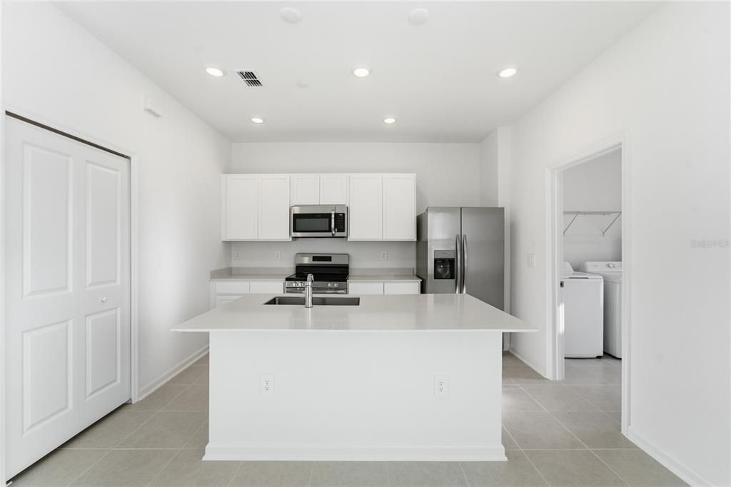 For Rent: $2,395 (3 beds, 2 baths, 1755 Square Feet)