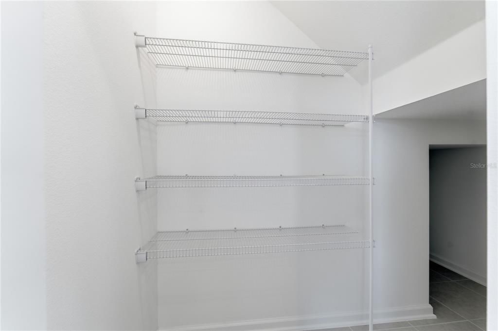 For Rent: $2,395 (3 beds, 2 baths, 1755 Square Feet)