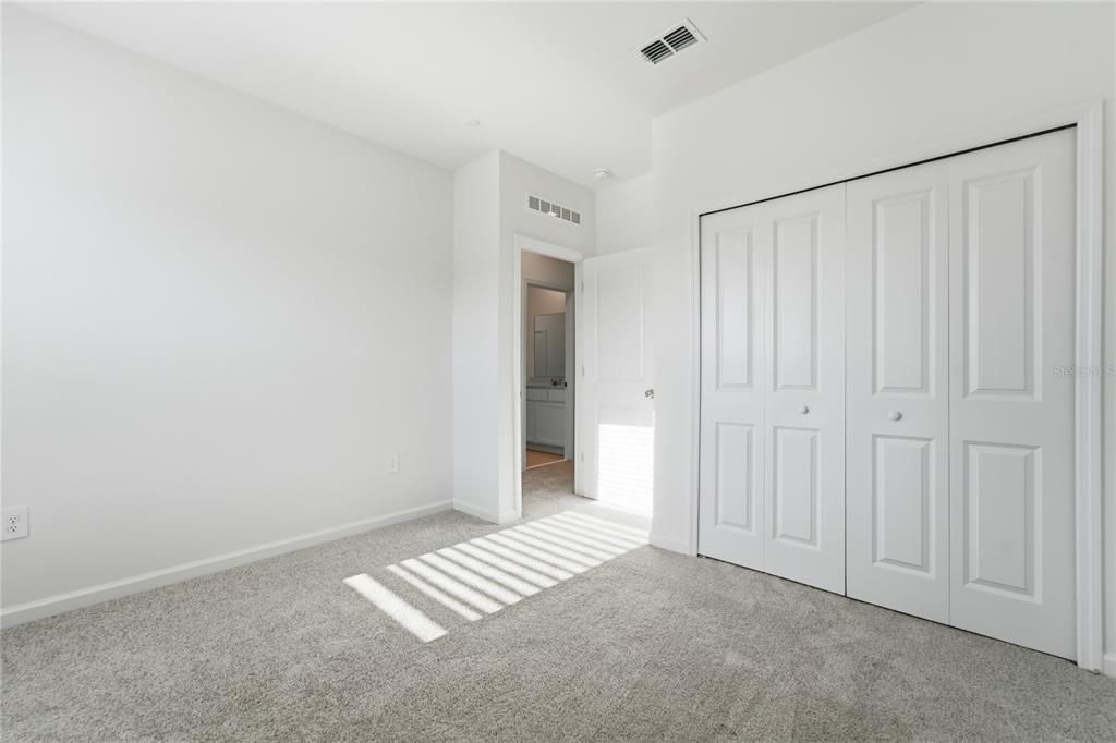 For Rent: $2,395 (3 beds, 2 baths, 1755 Square Feet)