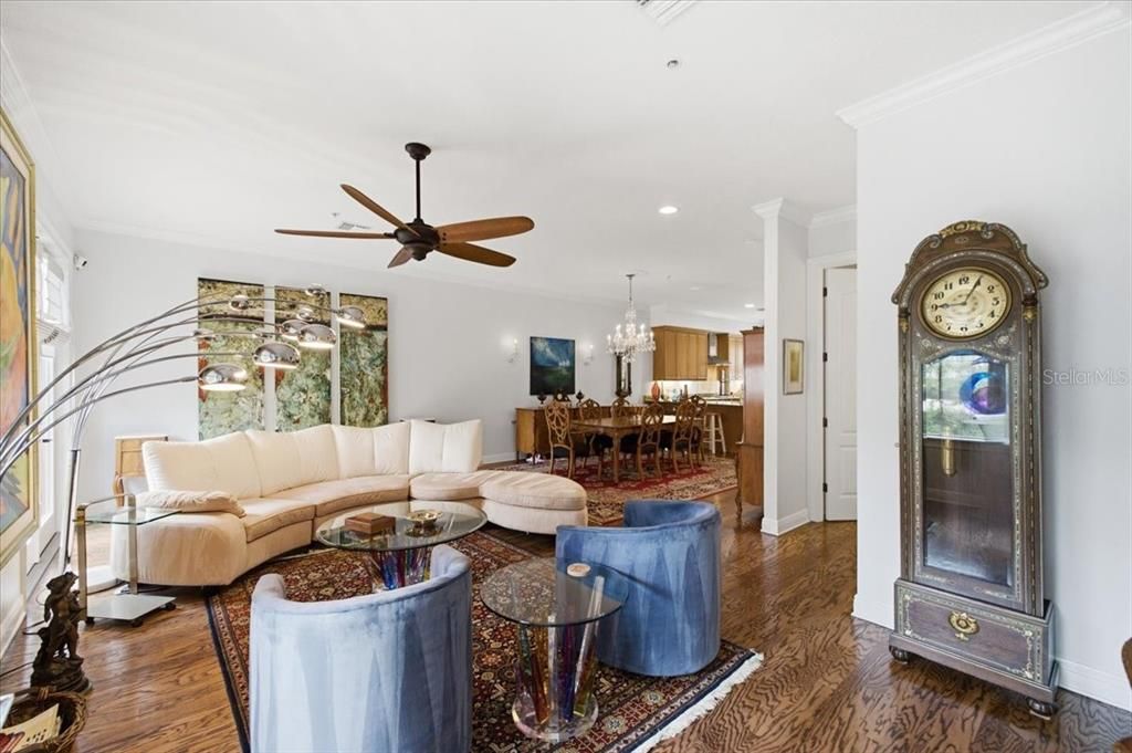 For Sale: $1,190,000 (3 beds, 3 baths, 2810 Square Feet)