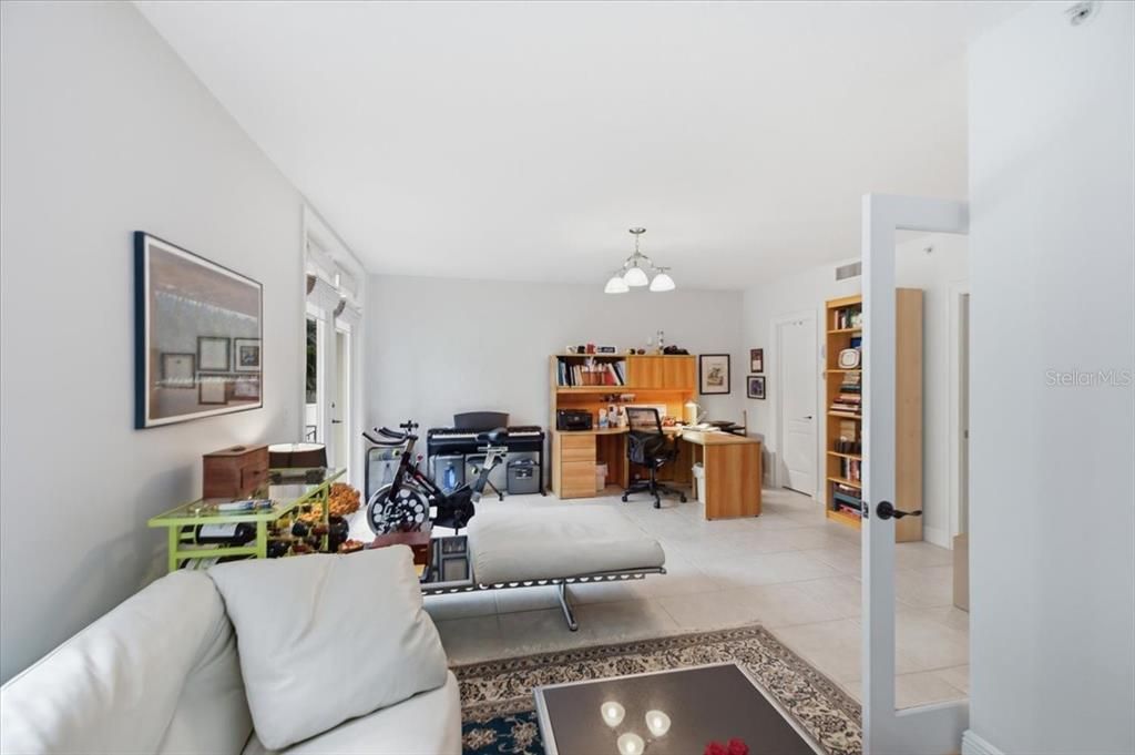 For Sale: $1,190,000 (3 beds, 3 baths, 2810 Square Feet)