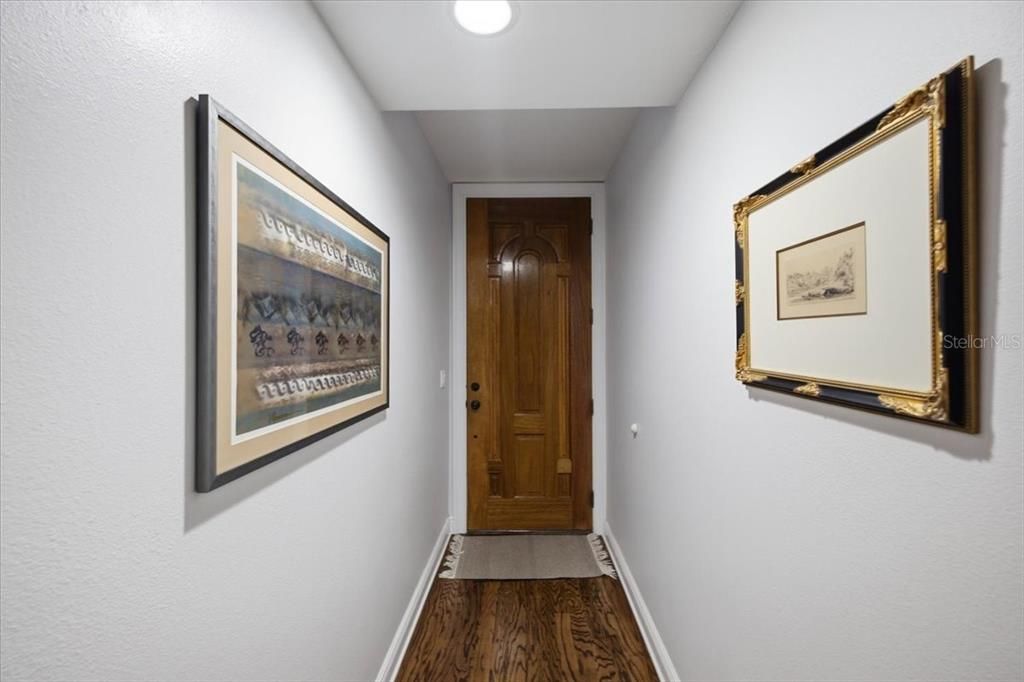 For Sale: $1,190,000 (3 beds, 3 baths, 2810 Square Feet)