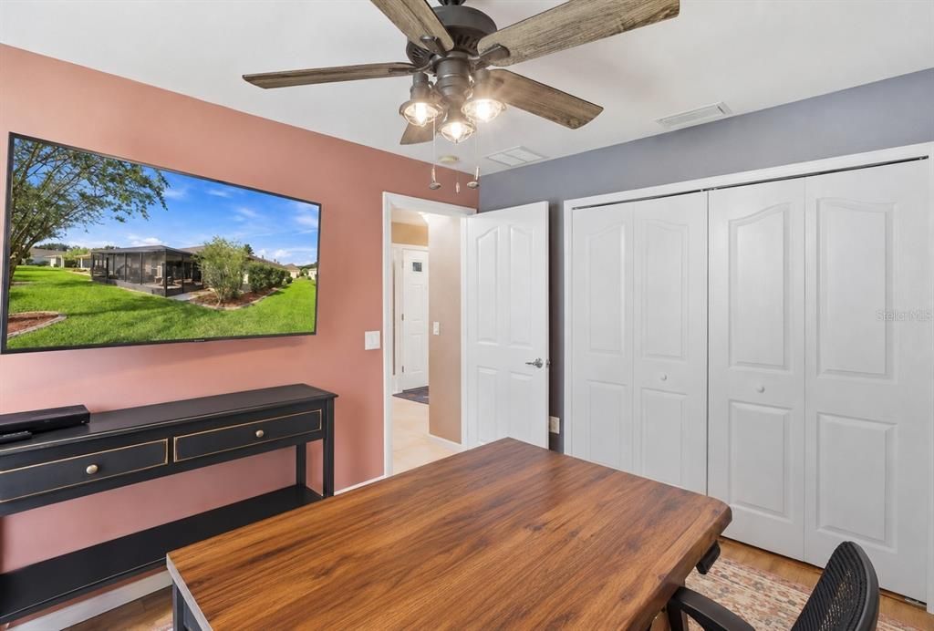 For Sale: $329,997 (3 beds, 2 baths, 1662 Square Feet)