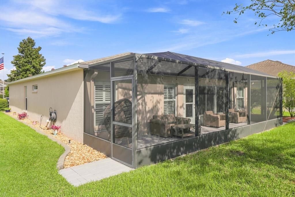 For Sale: $329,997 (3 beds, 2 baths, 1662 Square Feet)