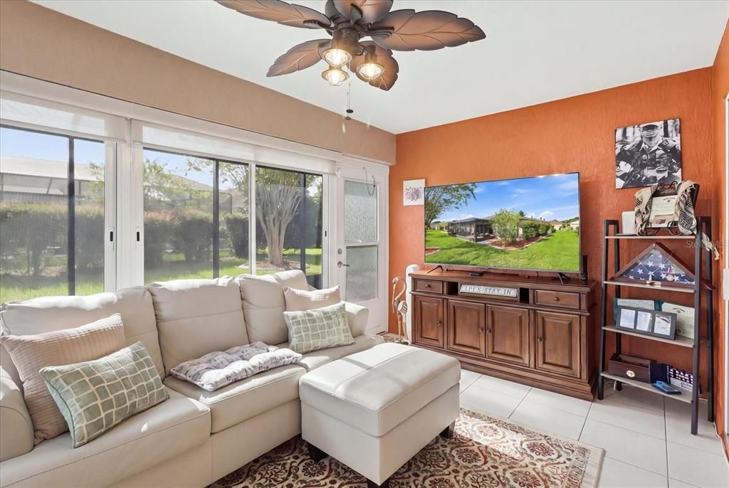 For Sale: $329,997 (3 beds, 2 baths, 1662 Square Feet)