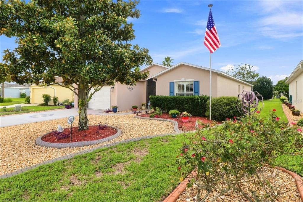 For Sale: $329,997 (3 beds, 2 baths, 1662 Square Feet)