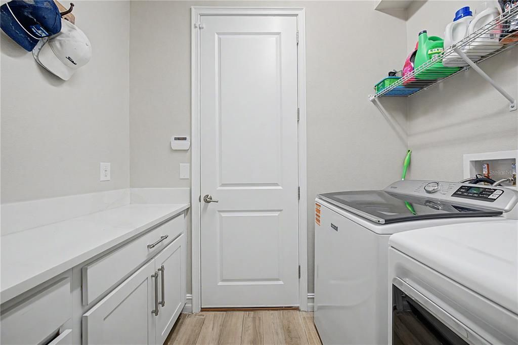 For Sale: $600,000 (3 beds, 2 baths, 2137 Square Feet)
