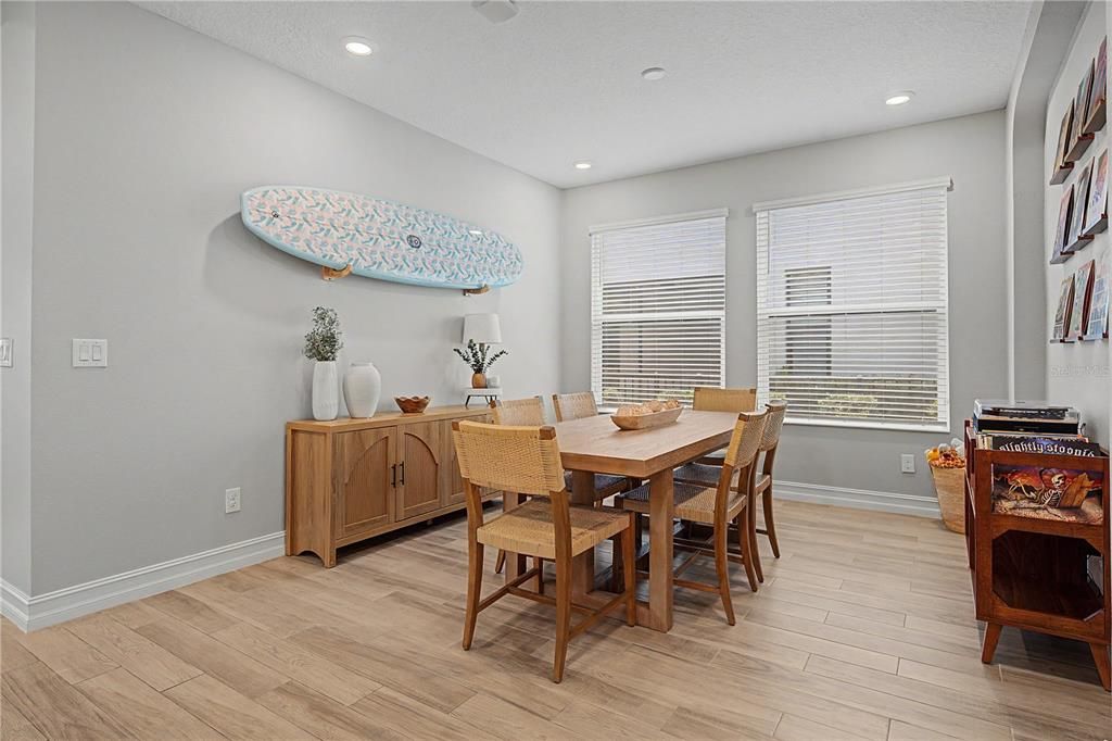 For Sale: $600,000 (3 beds, 2 baths, 2137 Square Feet)