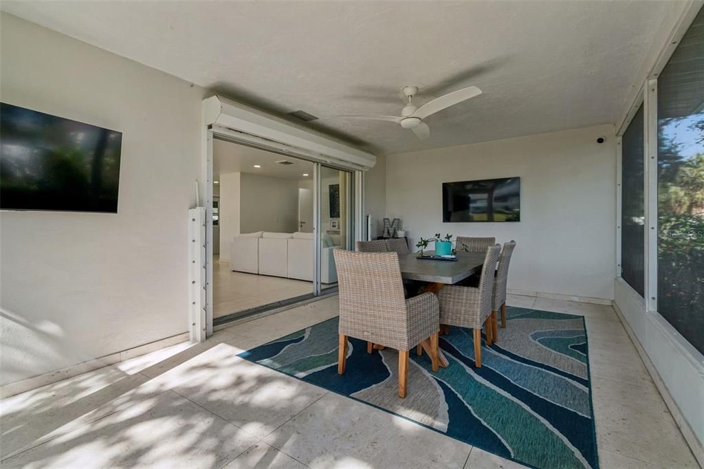 For Rent: $4,000 (2 beds, 2 baths, 1310 Square Feet)