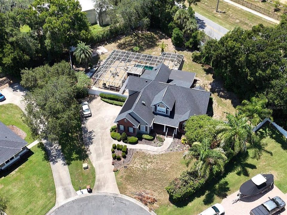 For Rent: $4,550 (5 beds, 3 baths, 3900 Square Feet)
