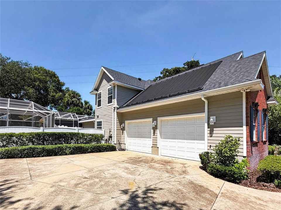 For Rent: $4,550 (5 beds, 3 baths, 3900 Square Feet)