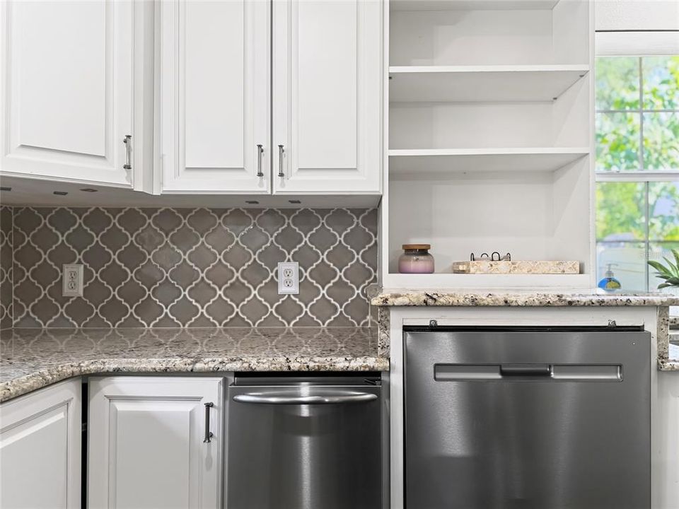 For Rent: $4,550 (5 beds, 3 baths, 3900 Square Feet)