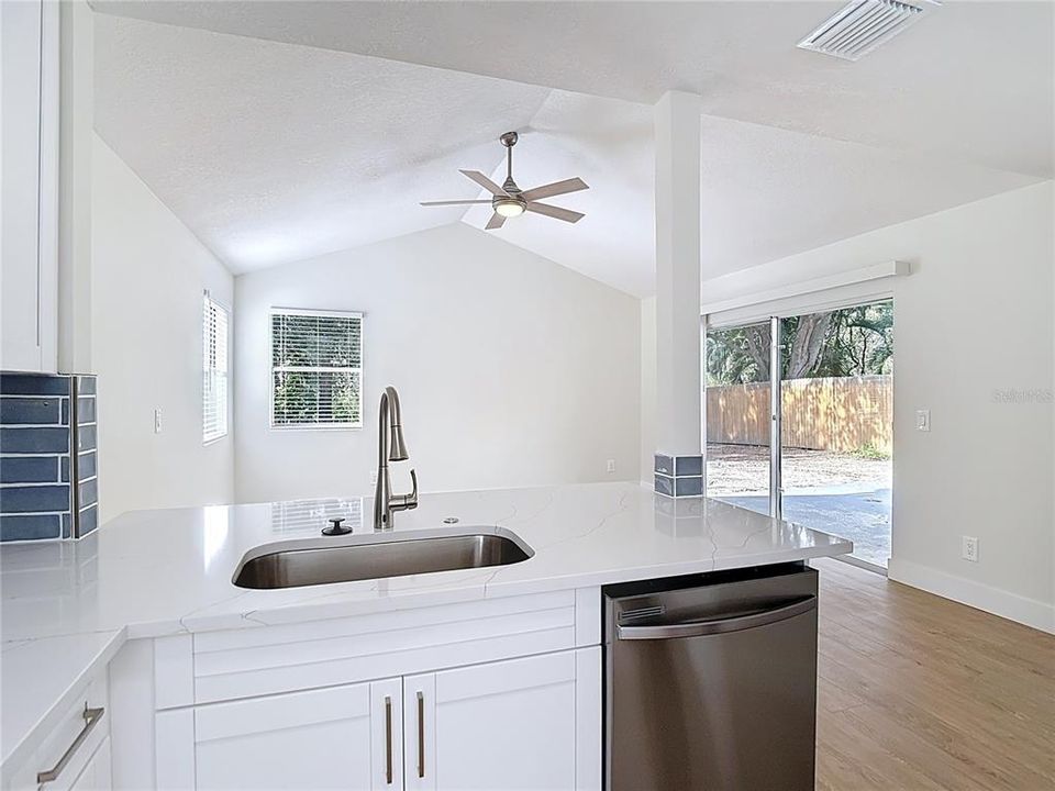 For Rent: $3,000 (3 beds, 2 baths, 1772 Square Feet)