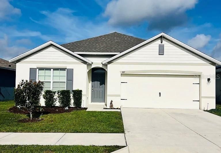 For Rent: $2,100 (4 beds, 2 baths, 1851 Square Feet)