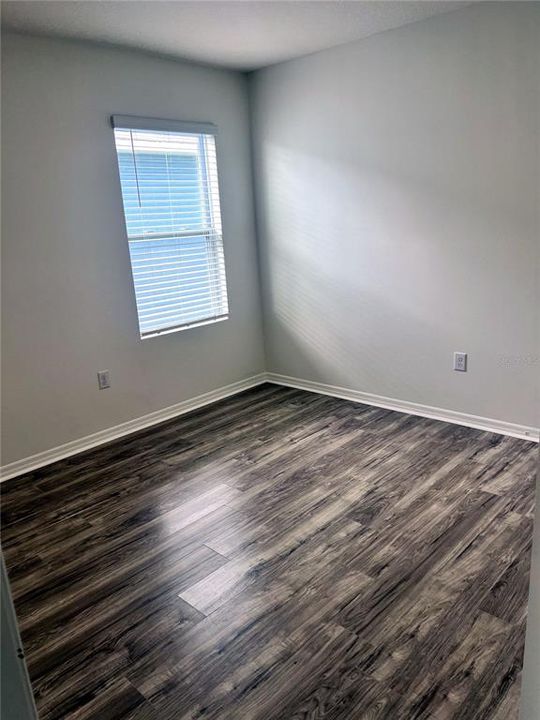 For Rent: $2,100 (4 beds, 2 baths, 1851 Square Feet)