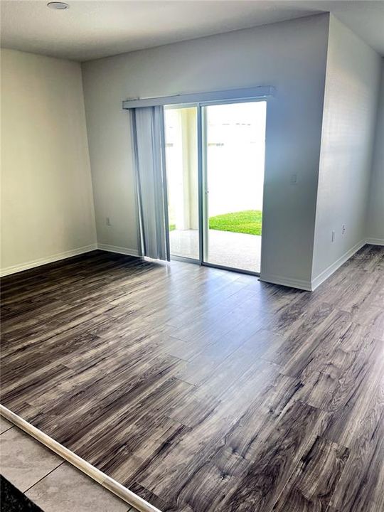 For Rent: $2,100 (4 beds, 2 baths, 1851 Square Feet)