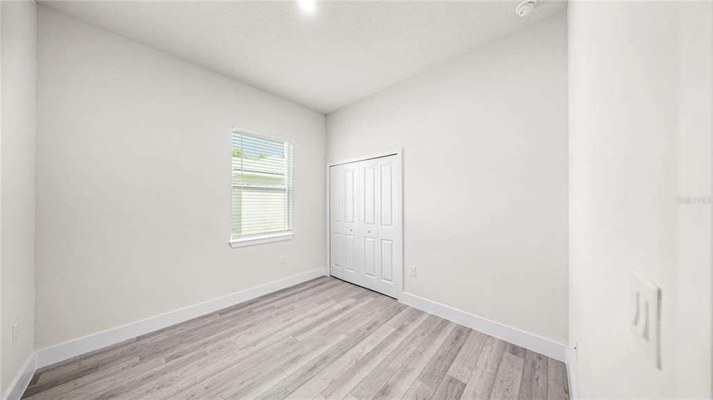 For Sale: $359,900 (4 beds, 2 baths, 1695 Square Feet)
