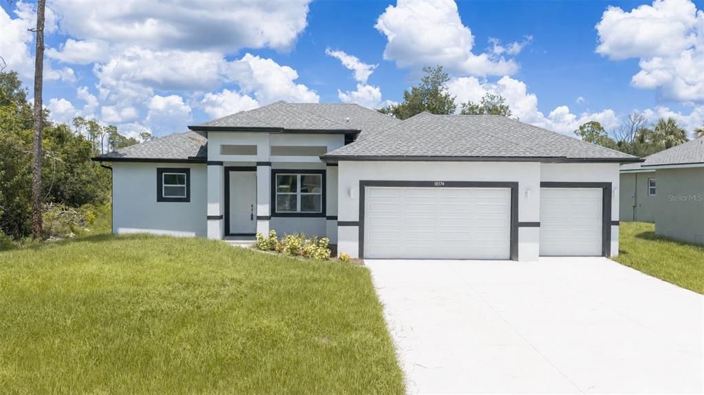 For Sale: $359,900 (4 beds, 2 baths, 1695 Square Feet)