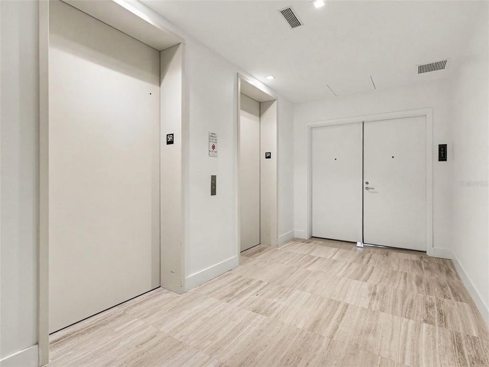 В аренду: $14,000 (3 спален, 2 ванн, 2404 Квадратных фут)