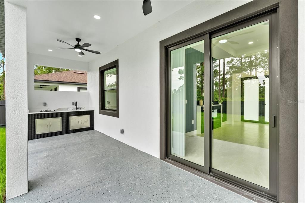 For Sale: $354,900 (4 beds, 2 baths, 1650 Square Feet)