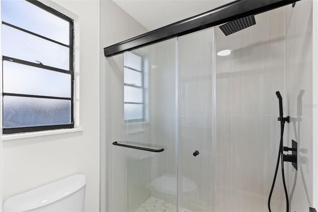 For Sale: $429,900 (4 beds, 3 baths, 1735 Square Feet)