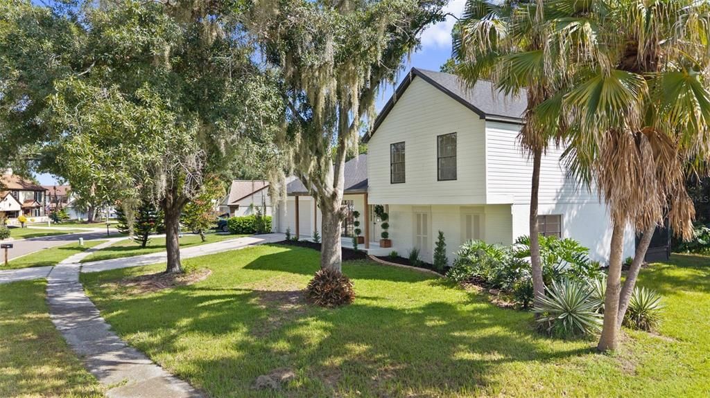For Sale: $429,900 (4 beds, 3 baths, 1735 Square Feet)