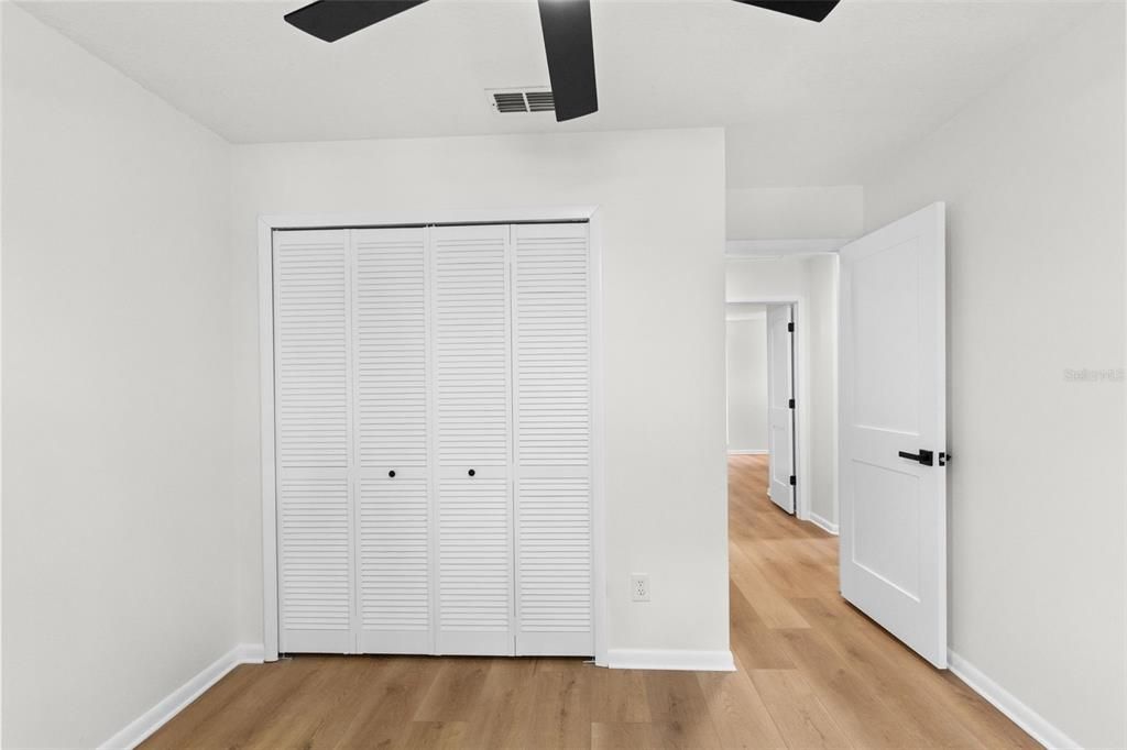 For Sale: $429,900 (4 beds, 3 baths, 1735 Square Feet)