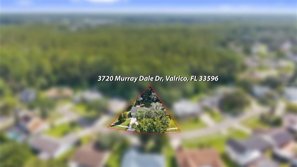 For Sale: $429,900 (4 beds, 3 baths, 1735 Square Feet)