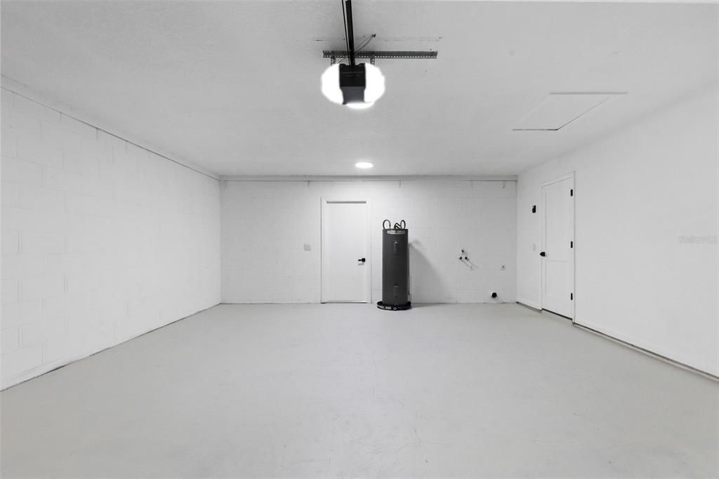 For Sale: $429,900 (4 beds, 3 baths, 1735 Square Feet)