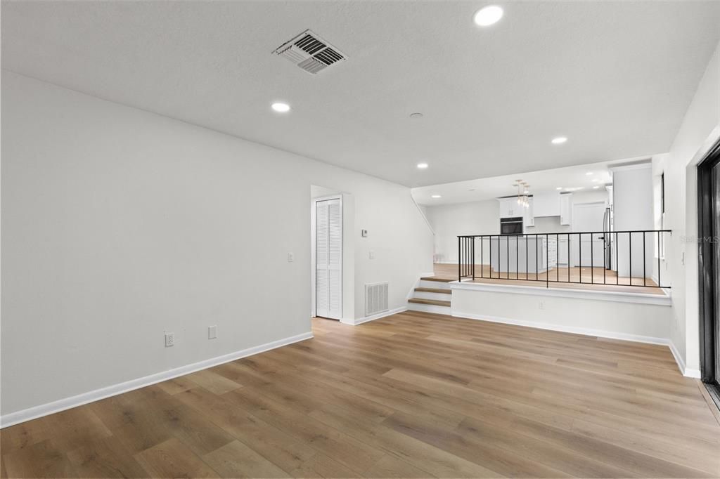 For Sale: $429,900 (4 beds, 3 baths, 1735 Square Feet)