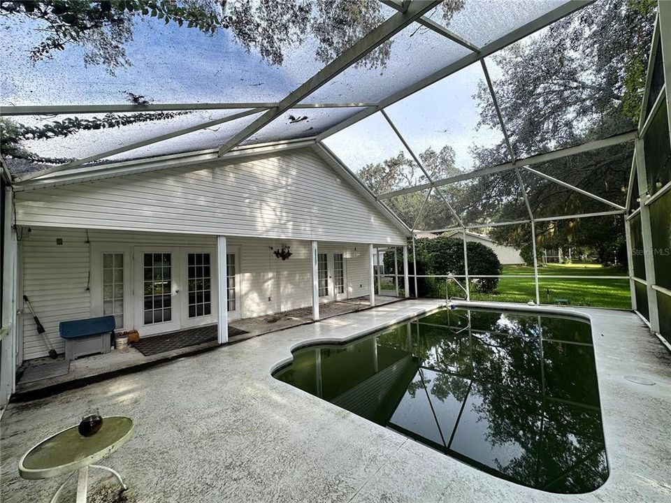 En Venta: $299,000 (2 camas, 2 baños, 2507 Pies cuadrados)