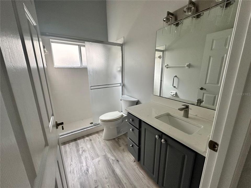 En Venta: $299,000 (2 camas, 2 baños, 2507 Pies cuadrados)