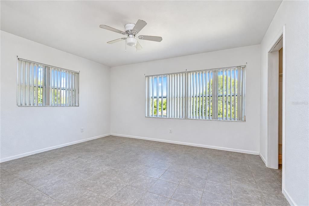 En Renta: $2,650 (3 camas, 2 baños, 1663 Pies cuadrados)
