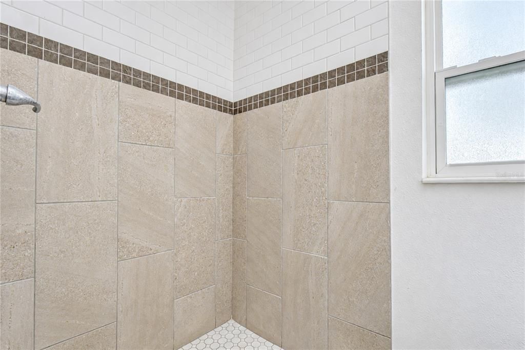 En Renta: $2,650 (3 camas, 2 baños, 1663 Pies cuadrados)