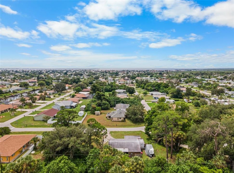 En Venta: $240,000 (3 camas, 2 baños, 1308 Pies cuadrados)