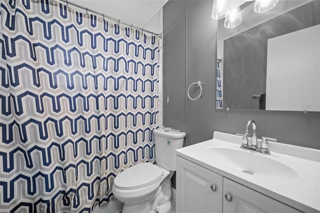 En Venta: $240,000 (3 camas, 2 baños, 1308 Pies cuadrados)